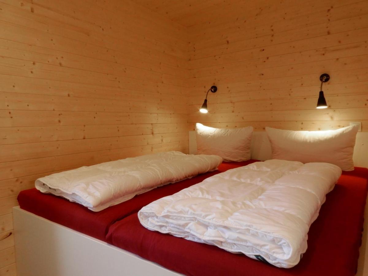 Schwarzes Holzferienhaus mit Sauna -- FELDRAIN -- an der Ostsee, Zierow bei Wismar, 4-6 Personen Exterior foto
